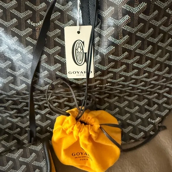 Goyard Brown Chevron Saint Louis Tote with Black Trim - Picture 2 of 9